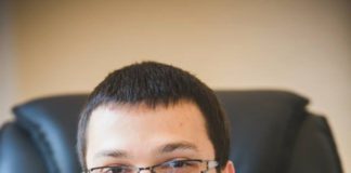 Fermierii întreabă: PFA sau SRL?