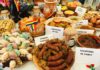 Primarii din 10 comune şi-au prezentat produsele tradiționale la ediția a treia a „Festivalului Toamnei” de la Cârcea