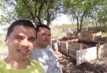 Un tânăr din Gorj are o afacere cu râme roșii de California. Produce îngrășământ organic care poate dubla producția