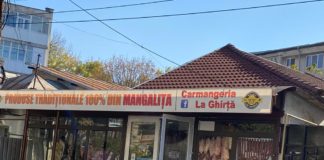 Produse proaspăt coapte și afumate din Mangalița le găsiți în carmangeria „La Ghirță”