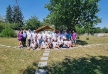 Organizația Narada prin platforma www.hartaedu.ro și CEZ România au dus la îndeplinire proiectul de amenajare a unei clase în aer liber pentru Școala Gimnazială Giubega