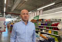 „Vom continua să investim și ne-am propus ca în acest an să ne poziționăm în top cinci cei mai mari producători naționali de ouă de consum. În ceea ce privește puii de o zi, suntem deja între primii cinci producători de pe piață, avem o rețea de 250 de magazine și peste 500 de angajați”, a declarat la Craiova, Horia Cardoș- fondatorul Agroland România