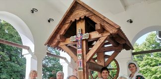 Oltenia se numără printre regiunile cele mai bogate în varietatea de costume naționale