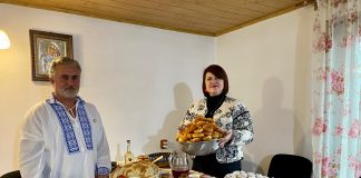 Mica Unire sărbătorită in familia Baronescu din localitatea Perișor