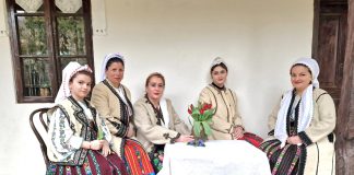 Dragobetele este o sărbătoare populară românească care marchează începutul primăverii și este asociată cu iubirea