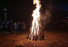 Focul lui Sâmedru este o tradiție românească străveche, moștenită de la vechii daci, practicată și în zilele noastre în noaptea de 25 octombrie, înainte de sărbătoarea Sfântului Dimitrie