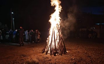 Focul lui Sâmedru este o tradiție românească străveche, moștenită de la vechii daci, practicată și în zilele noastre în noaptea de 25 octombrie, înainte de sărbătoarea Sfântului Dimitrie