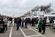 Primarii comunele: Grecești, Predești, Sadova, Negoi, Plenița, Piscu Vechi, Măceșu de Sus, Lipovu și Teasc au primit noile microbuze electrice pentru transportul școlar